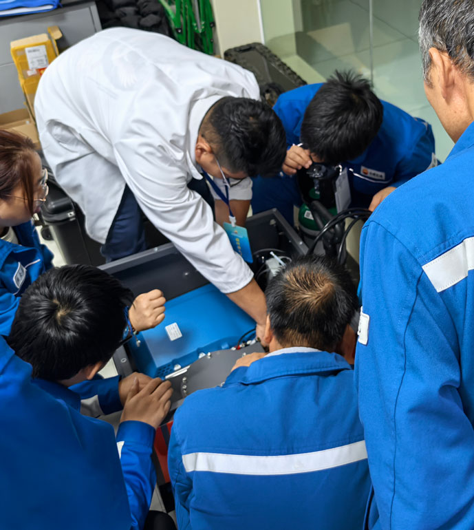 慶陽(yáng)某石化公司PF-300非甲烷總烴分析儀交付驗(yàn)收